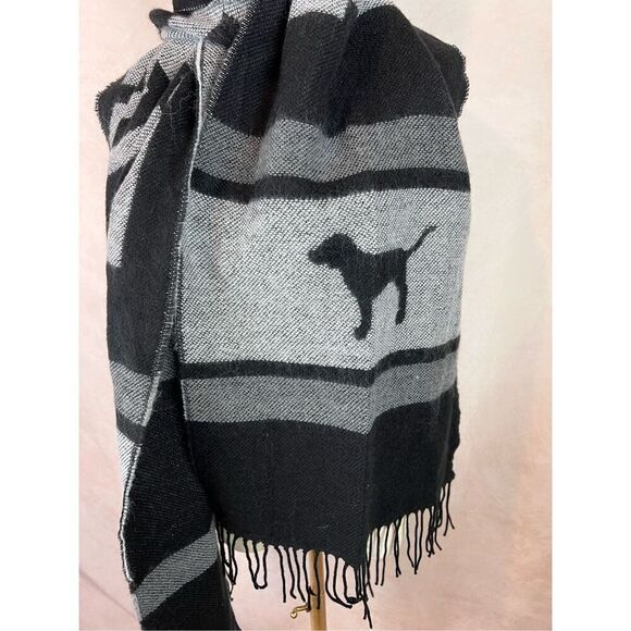 PINK Victoria's Secret Gray Reversible Knit Long Scarf Large PINK Lettering Logo - Picture 2 of 4